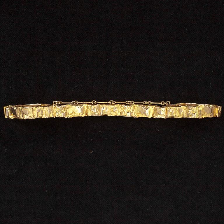 BJÖRN WECKSTRÖM, ARMBAND, guld 14K Björn Weckström, Lapponia 1984. Tot. vikt ca 21,2 gr.