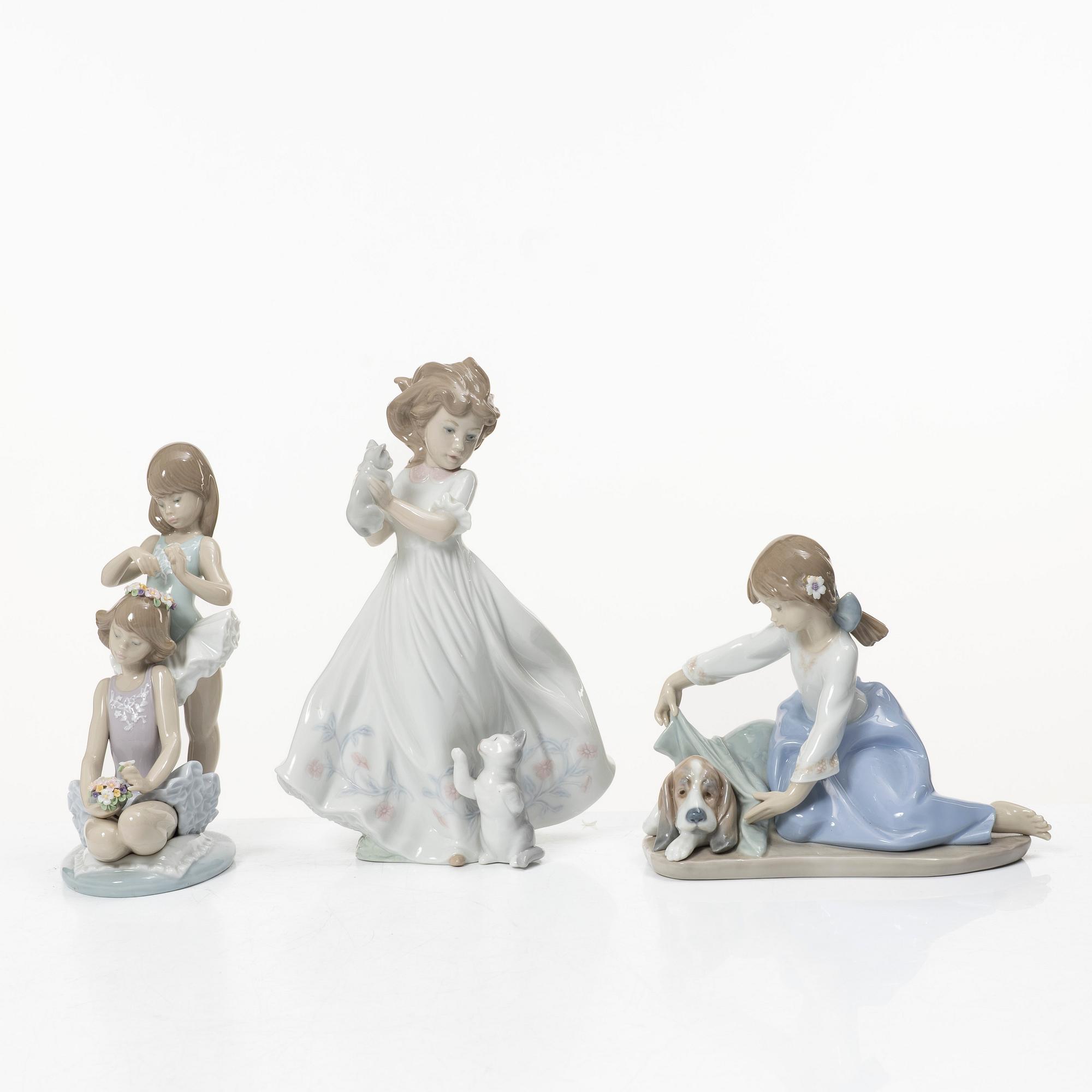 Lladró, figurines, 6 pcs, including "Dog's best friend," "Bedtime story," and "Waiting for the bell," Spain.