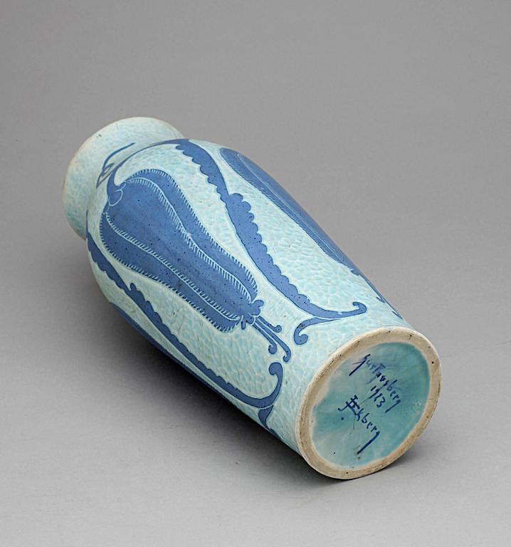 VAS, flintgods, "Sgraffito", Josef Ekberg, Gustavsberg, 1923.