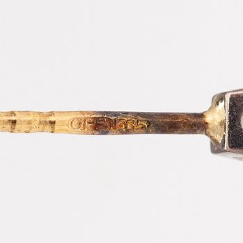 ÖRHÄNGEN, 2 par, 14K guld, diamanter ca 0.40 ct tot. Med certifikat.