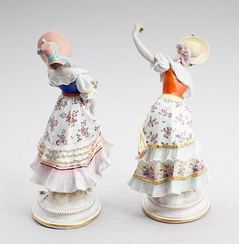 FIGURER, 2 st, porslin, Frankenthals märke, 1900-talets första hälft.