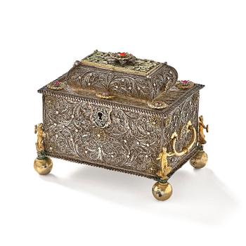224. A late 17th century parcel-gilt silver filigree casket with painted enamel medallion and gemstones, Nothern Europe.