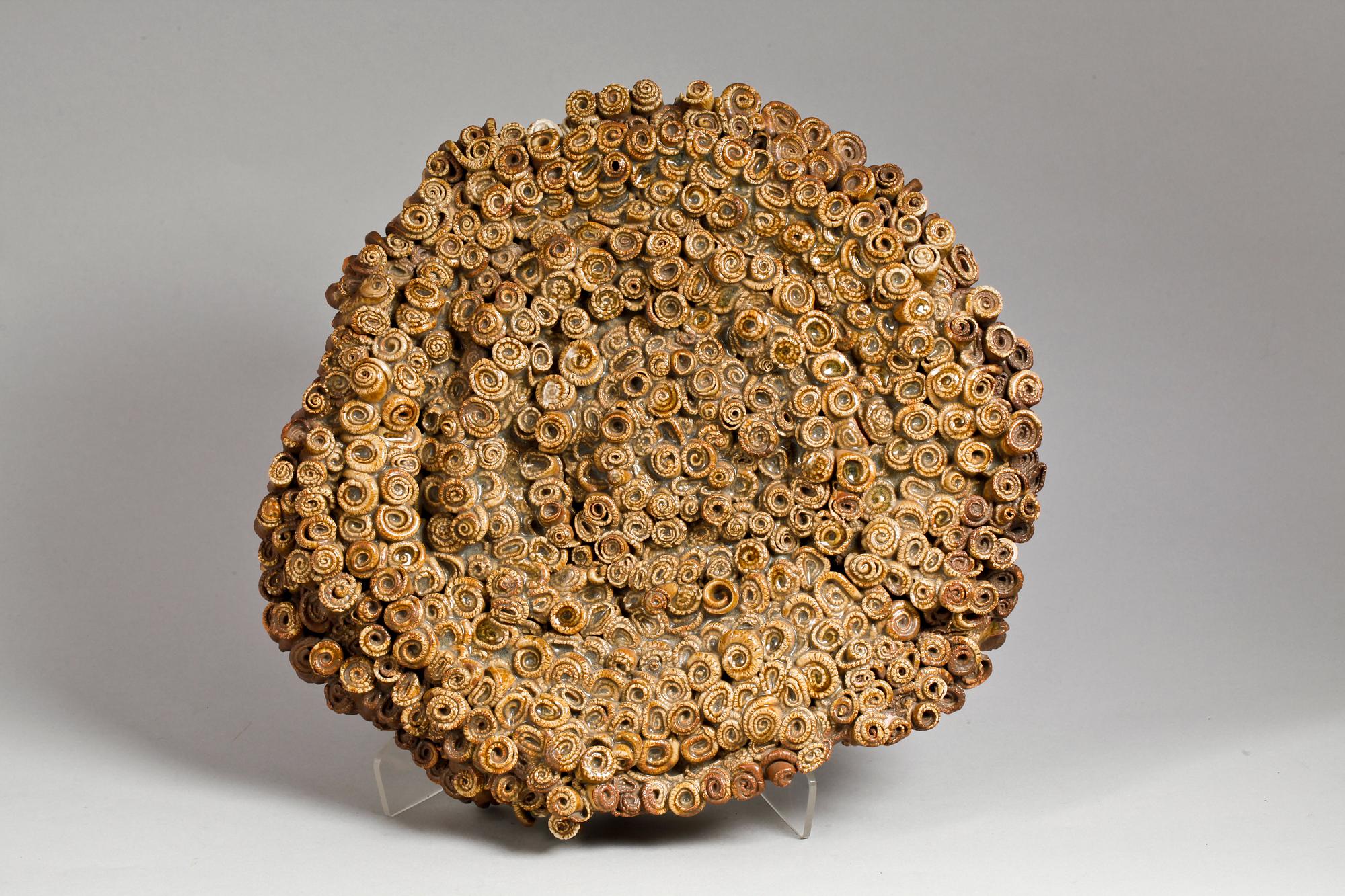 VÄGGSKULPTUR, Herta Hillfon, stengods, Stockholm. 1966. Sign.