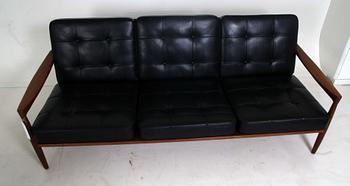 SOFFA MED FÅTÖLJ, design Erik Wörtz för Bröderna Andersson.