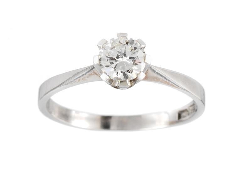 RING, set with brilliant cut diamond, 0.67 cts.