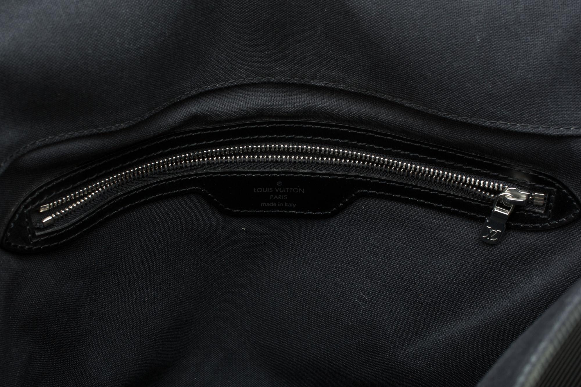 VÄSKA, Louis Vuitton.