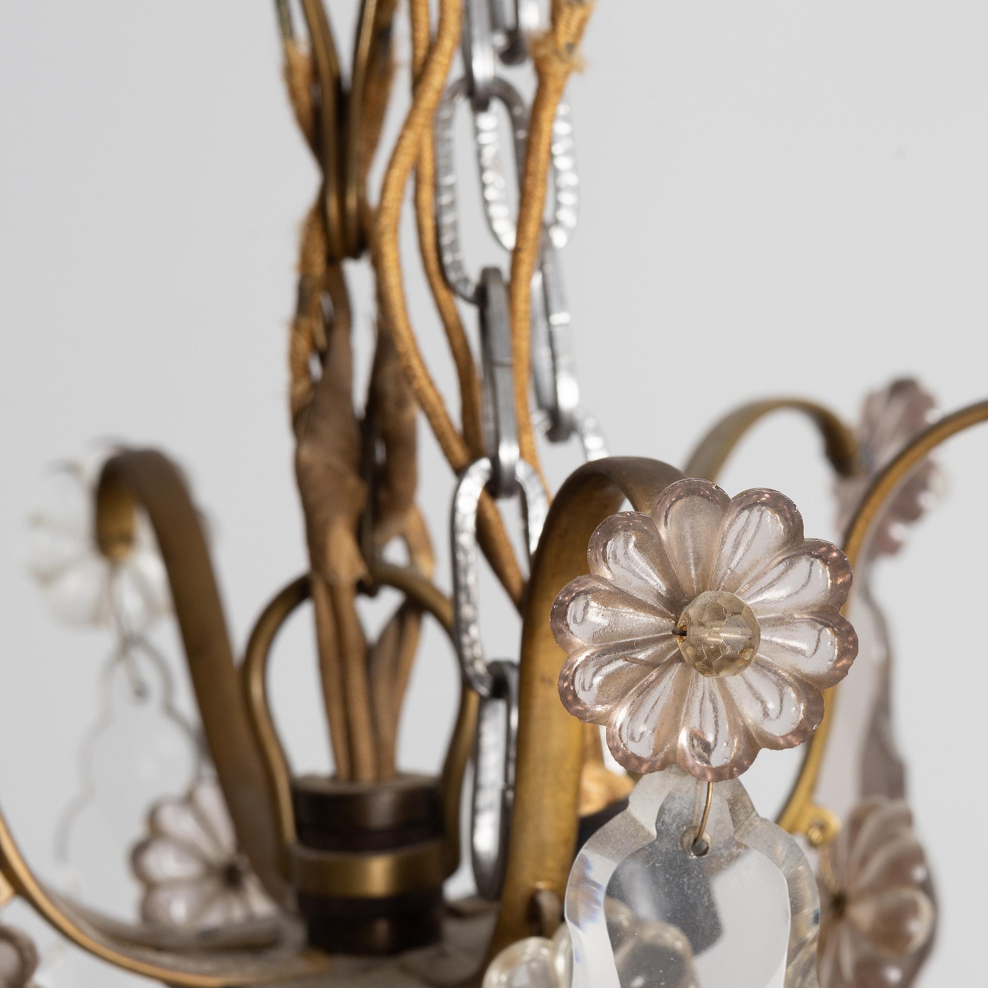 Takkrona, rokokostil, tidigt 1900-tal.