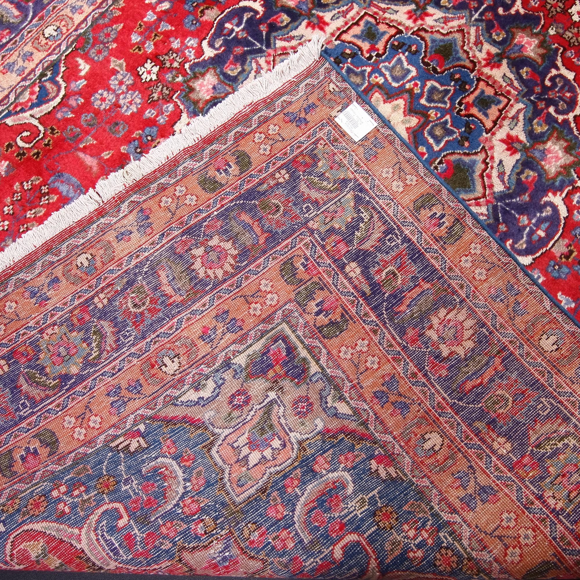 MATTA, Meshad, Persisk. Ca 294 x 198.