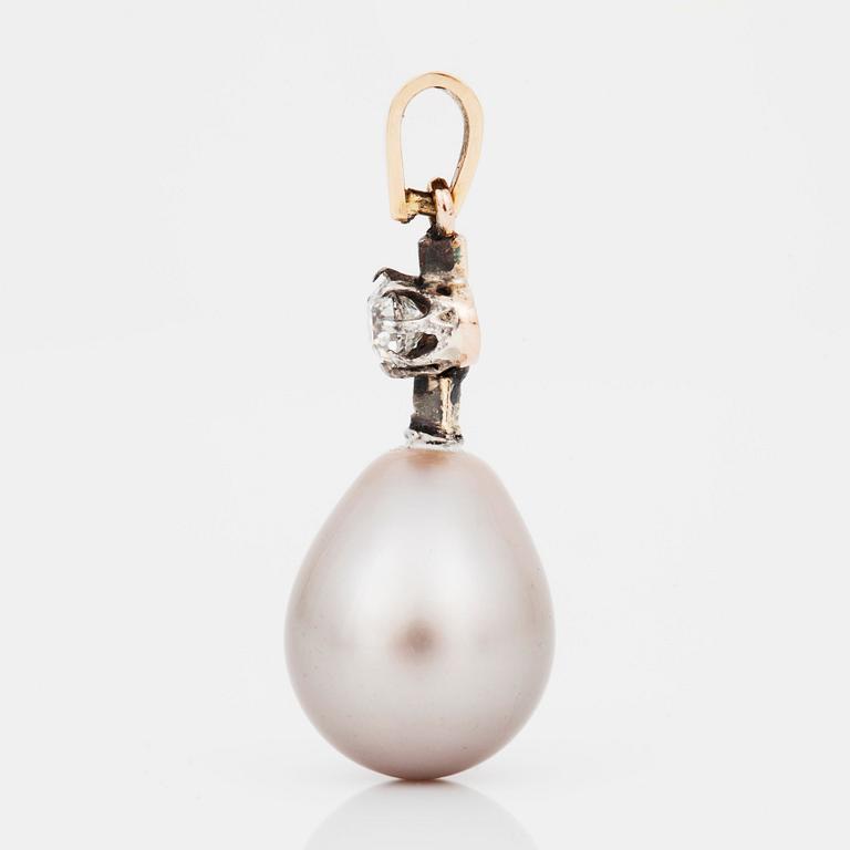 A grey natural saltwater pearl and old-cut diamond pendant. Diamond circa 0.20 ct.