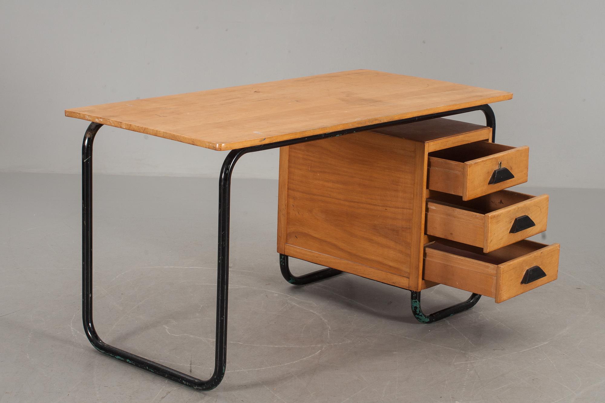 SKRIVBORD, 1900-talets andra hälft.