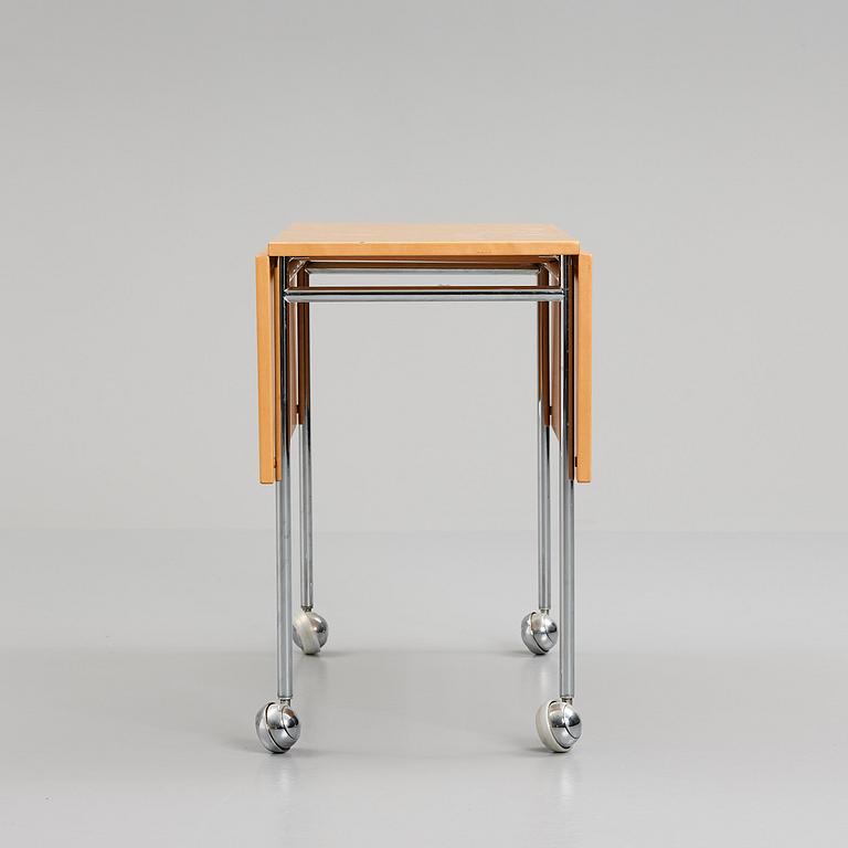 Bruno Mathsson, a drop leaf table 'Berit' in burled birch, Bruno Mathsson International, Sweden.