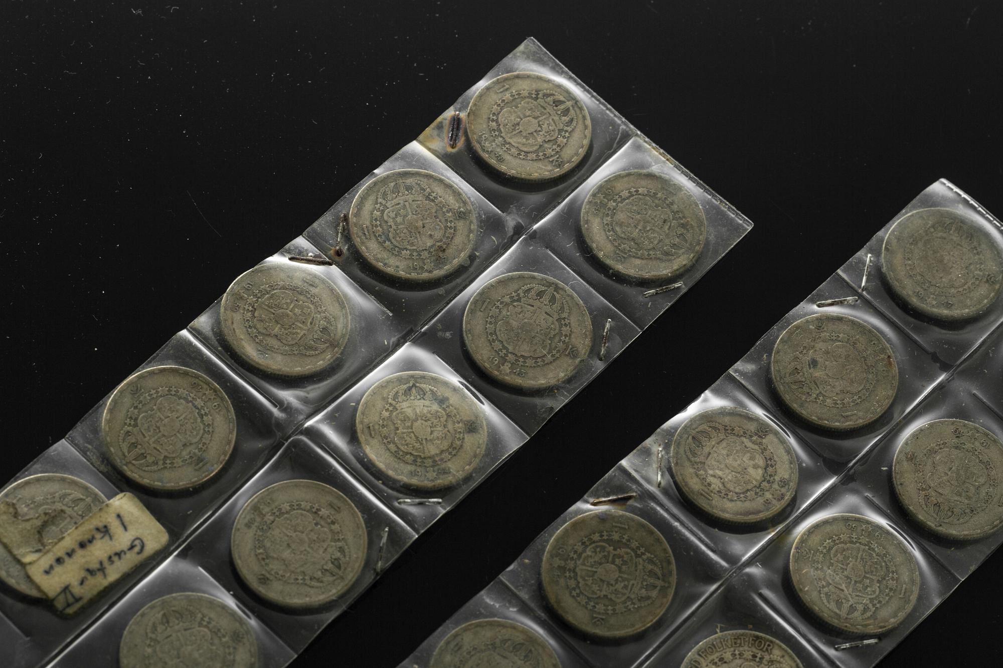 SILVERMYNT, 23 st, 1 kronor, Sverige, 1940-tal och 1950 . Vikt ca 170 gram.