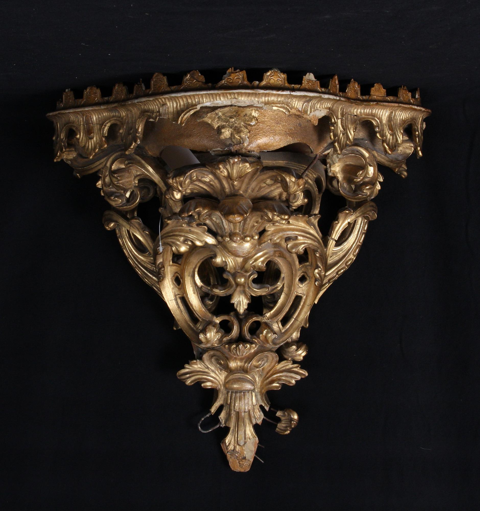 KONSOLLHYLLA, rokokostil, 1800/1900-tal.