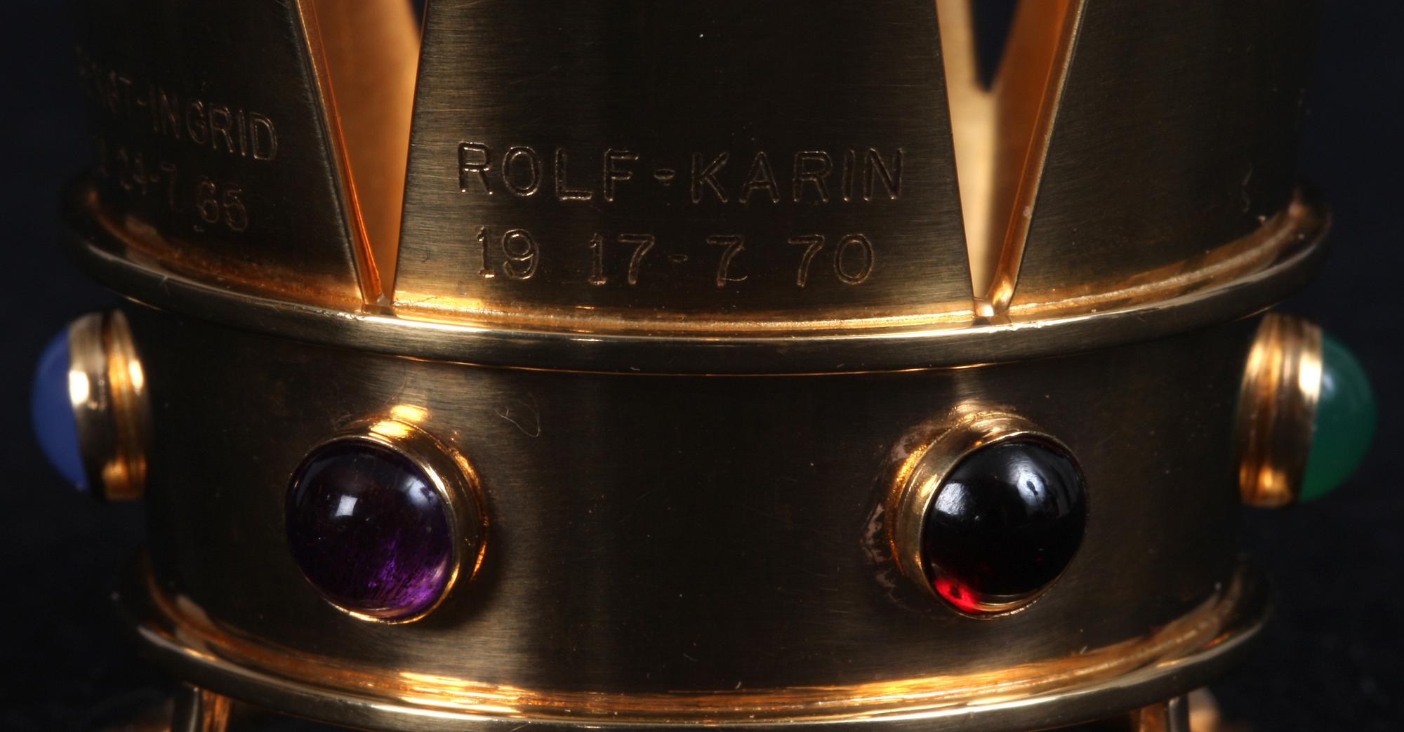 BRUDKRONA, 18K guld samt ädelstenar, 1961. Tot vikt 91 gram.