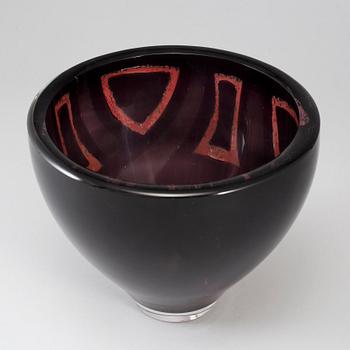 JAN JOHANSSON, a glass bowl, Orrefors, Sweden 1989.