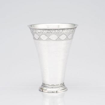 A Swedish 18th century silver beaker, marks of Johan Martin Loëll, Falun 1794.