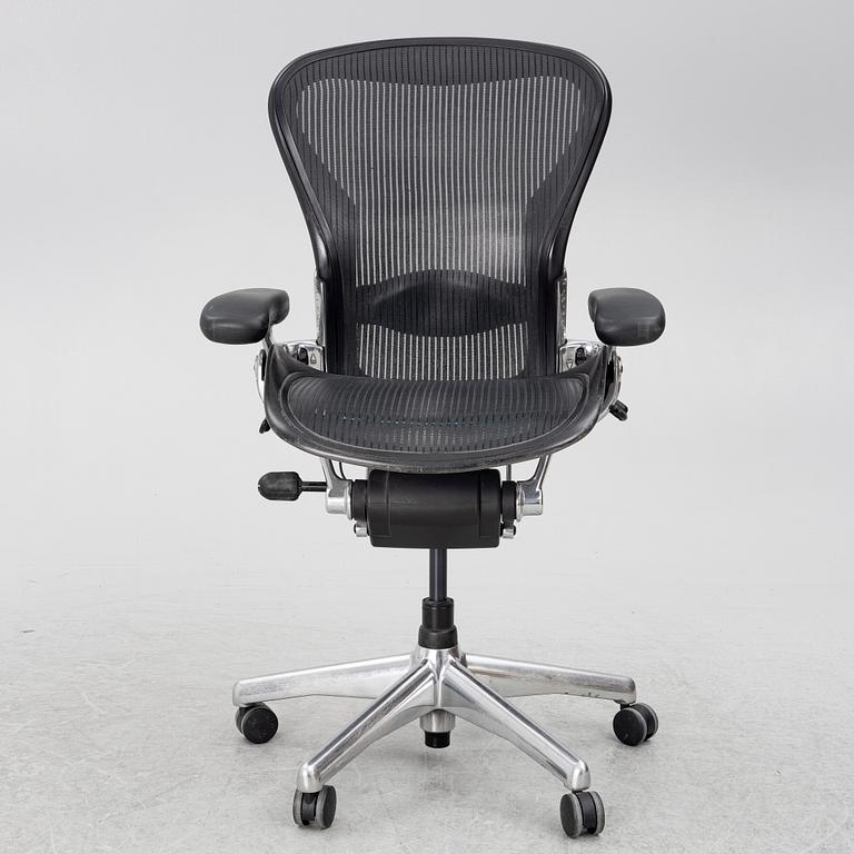 Don Chadwick och Bill Stumpf, skrivbordsstol, "Aeron", Herman Miller.