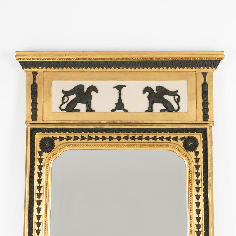 Spegel, tillskriven Jonas Frisk (spegelfabrikör i Stockholm 1805-1824), Empire.