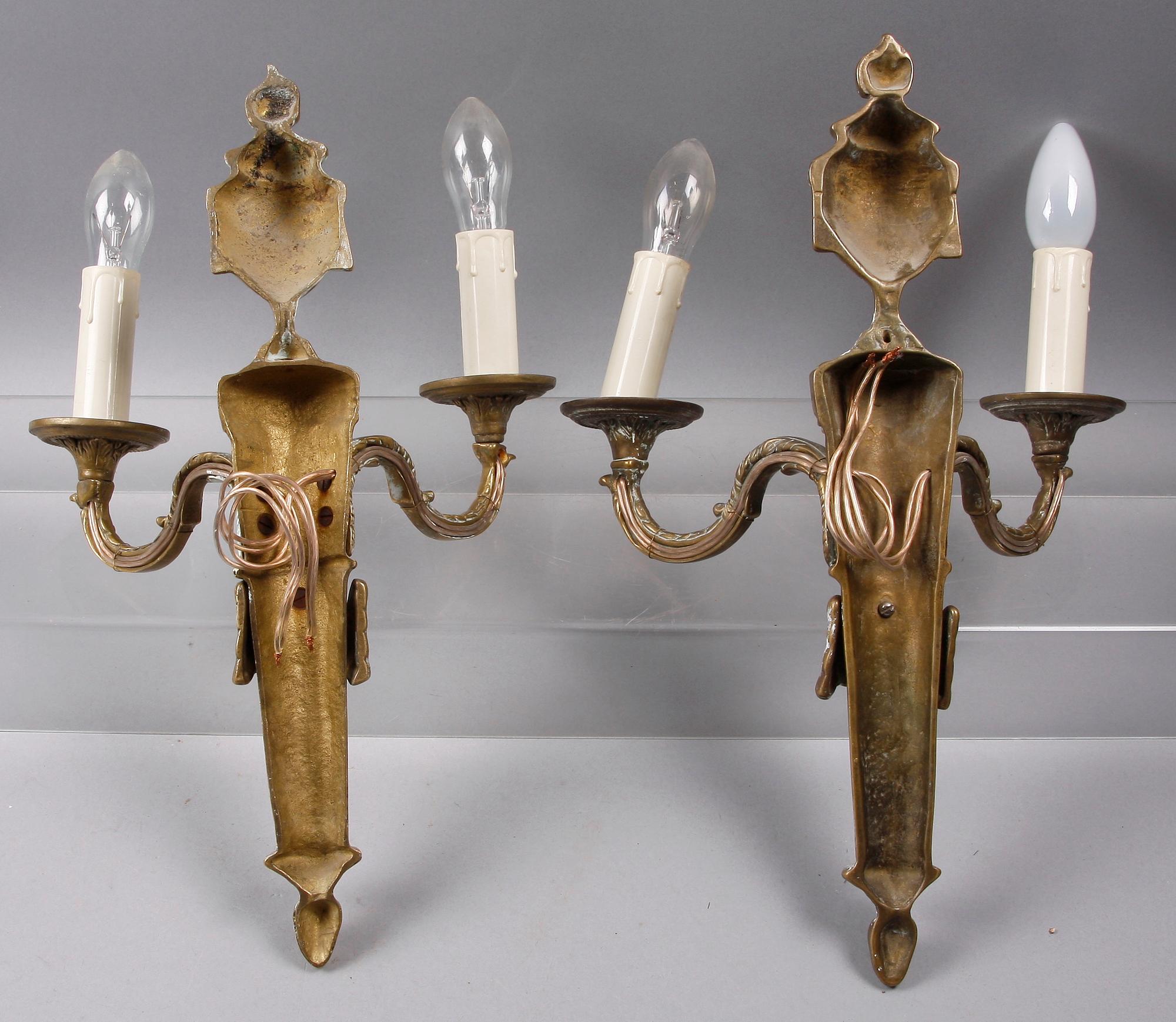 VÄGGAPPLIQUER, ett par, mässing, Louis XVI-stil, 1900-tal.