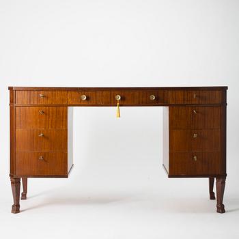 SIDEBOARD / SKRIVBORD, 1900-talets mitt.