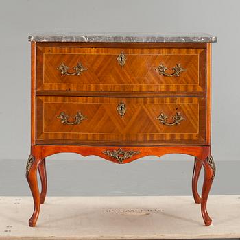 HALLBYRÅ, Louis XV-stil, 1900-tal.