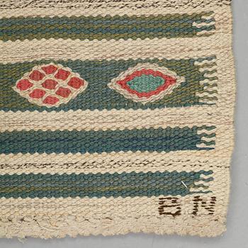 Barbro Nilsson, MATTO, "Krusbär", flat weave, ca 125 x 60 cm, signed AB MMF BN.