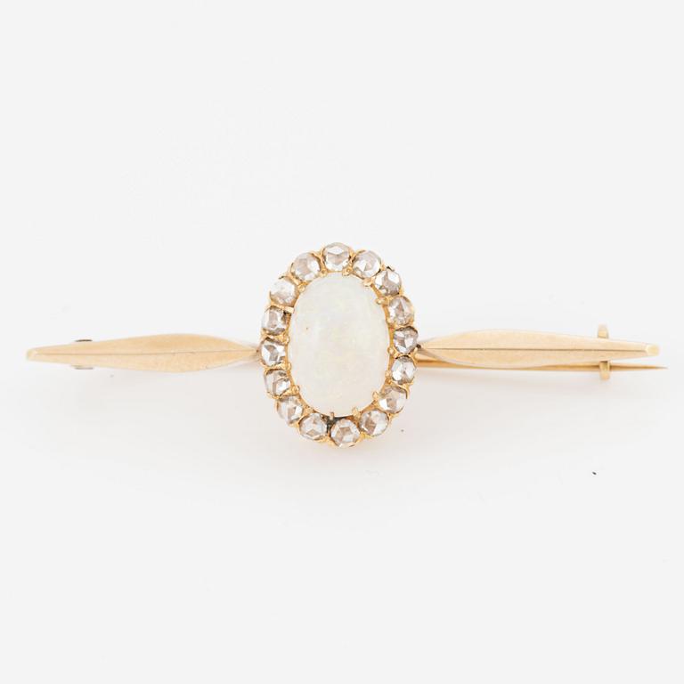 Brooch, 18K gold with opal and rose-cut diamonds.