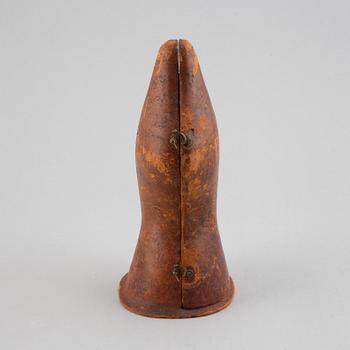 A silver knight figurine in case, pseudo marks.