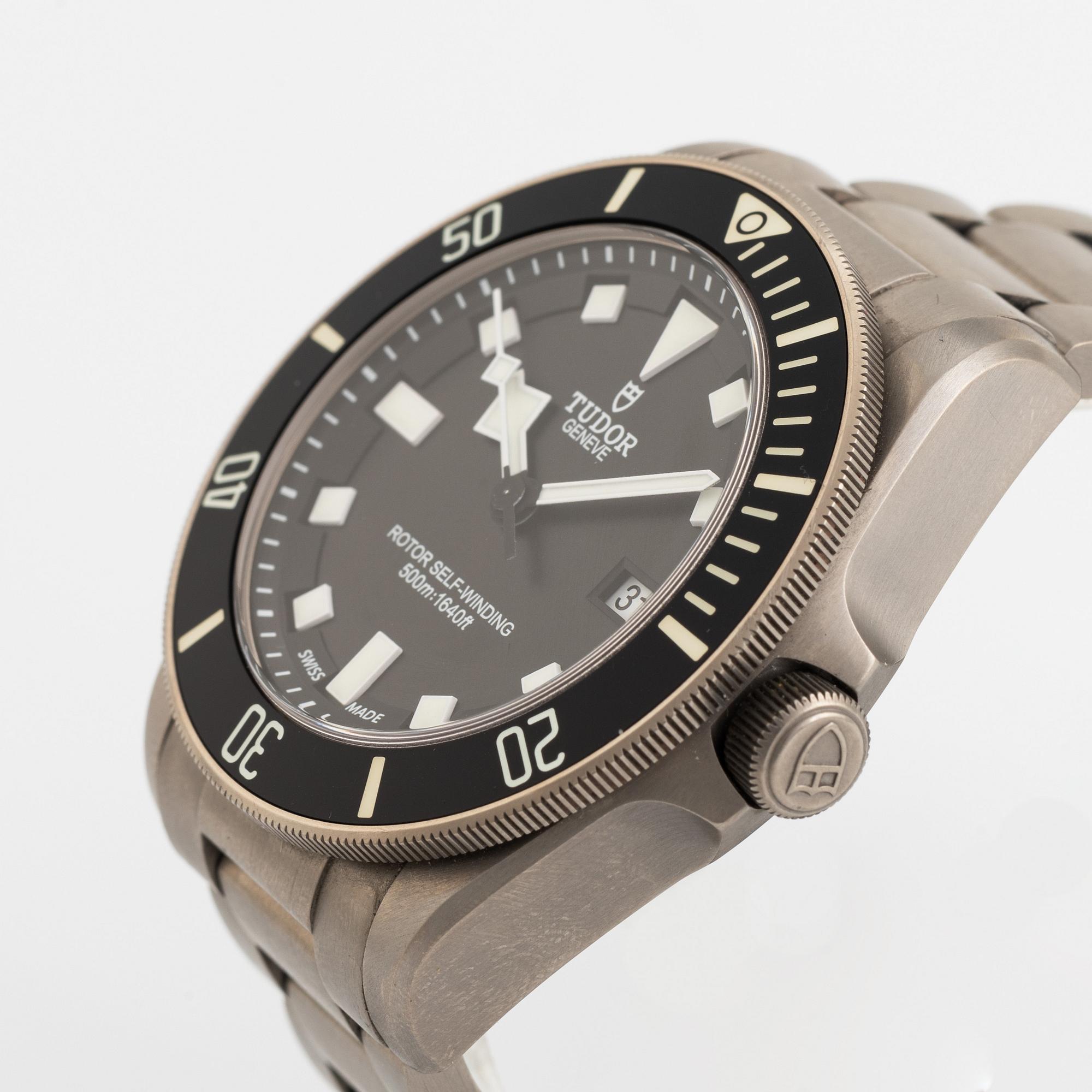 Tudor Pelagos Two Liner wristwatch 42 mm. Bukowskis