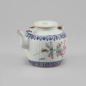 TEKANNA, porslin, Kina, 1900-tal.