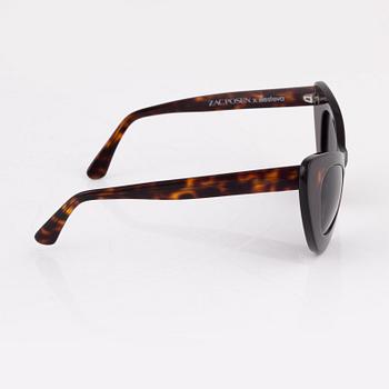 Illesteva, a pair of tortoise "Zac posen x Illesteva" sunglasses.