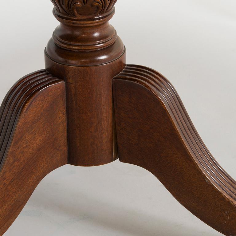 Ruokapöytä, englantilainen, regency-tyyli, 1900-luku.