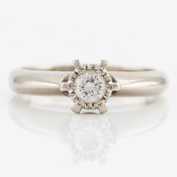 Ring 18K white gold and brilliant cut diamond.