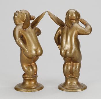 A pair of Nils Fougstedt patinated bronze sculptures, foundry Otto Meyer, 1920's.