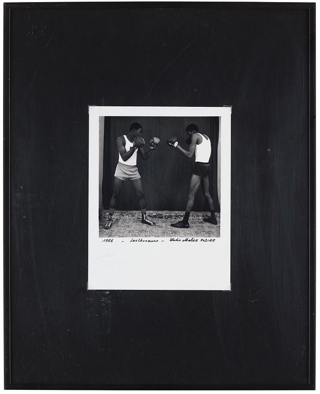 Malick Sidibé, "Les Deux Boxers", 1966.