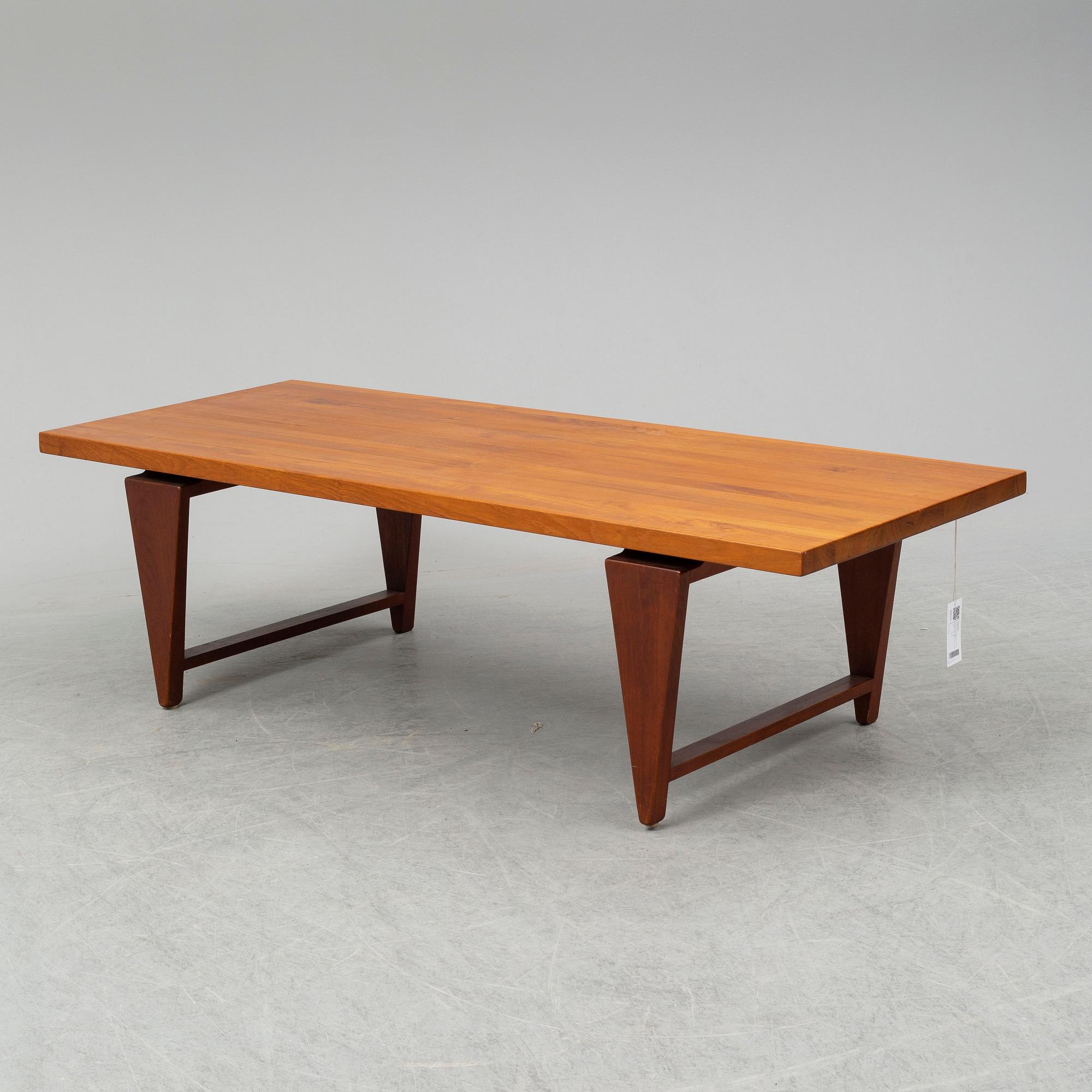 ILLUM WIKKELSÖ, soffbord "ML 115" Mikael Laursens møbelsnedkeri, 1900-talets andra hälft.