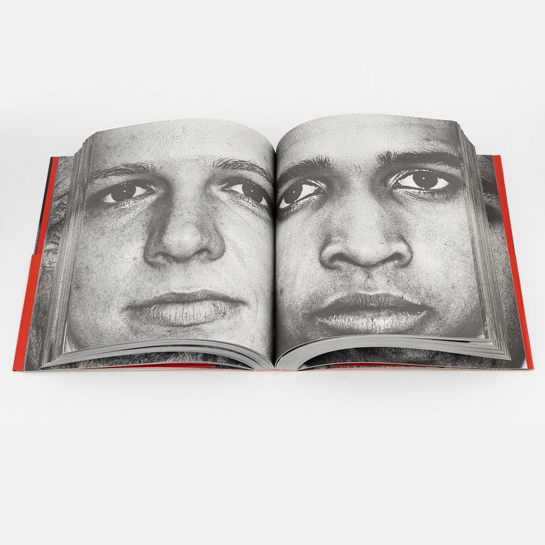 Ken Ohara, Garry Winogrand, Lee Friedlander, Bill Burke, Weegee & Mel Harris, 5 fotoböcker.