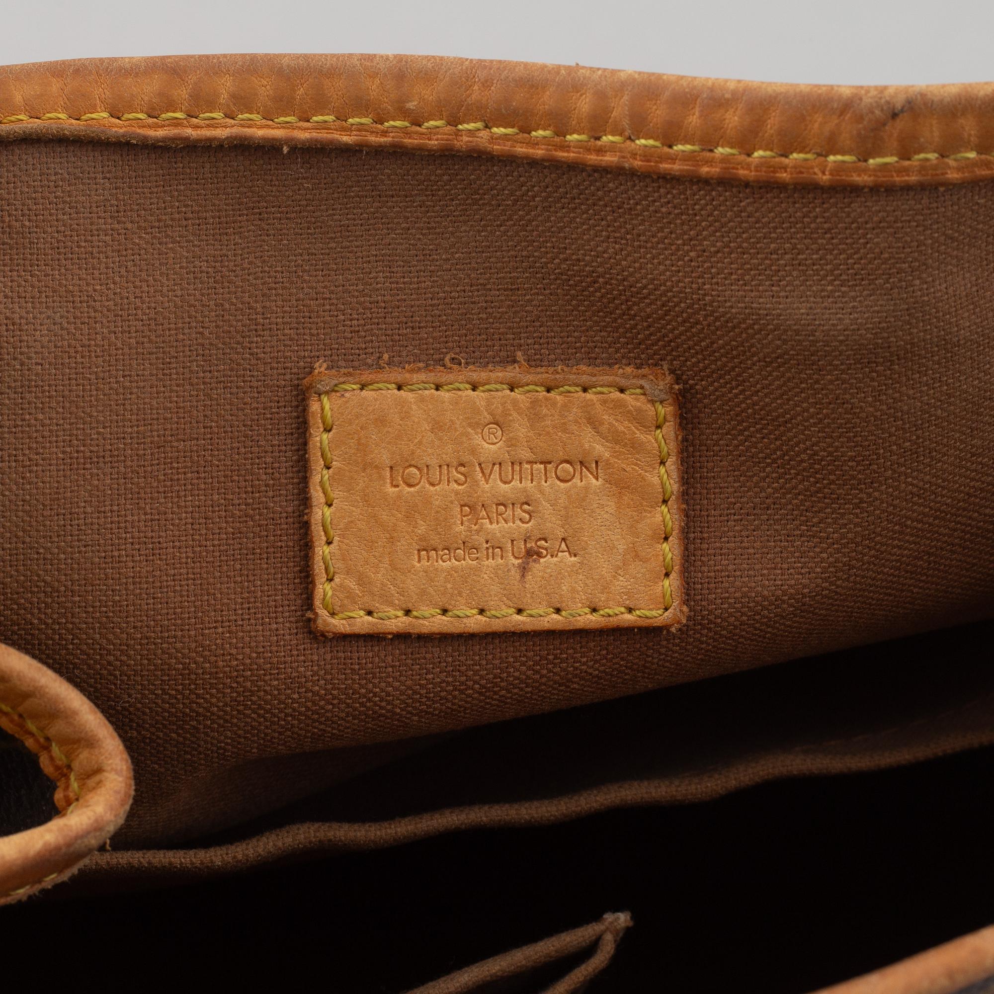 Louis Vuitton, bag, "Batignolles", 2006.