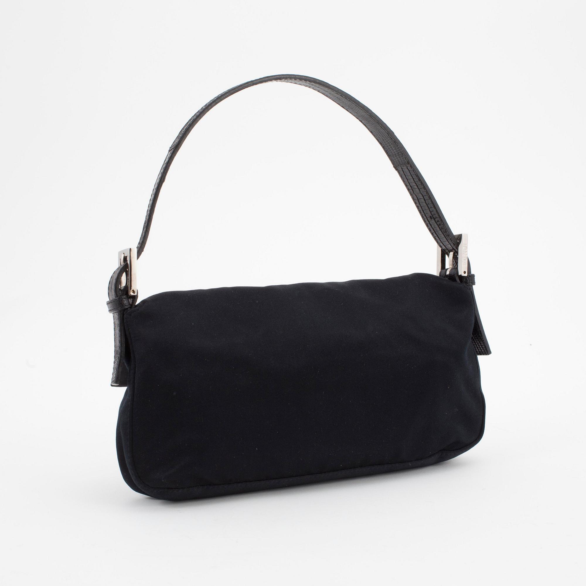 FENDI, aftonväska, "Baguette".