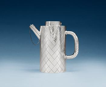 584. SIGVARD BERNADOTTE för Firma Georg Jensen, cocktailshaker, Köpenhamn 1933-44, sterling.