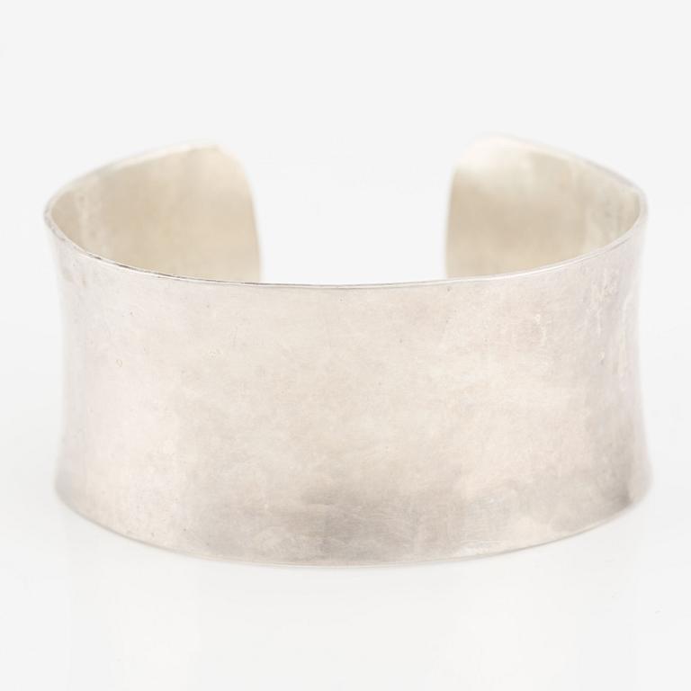 Bangle, Lotta Browall, sterling silver.