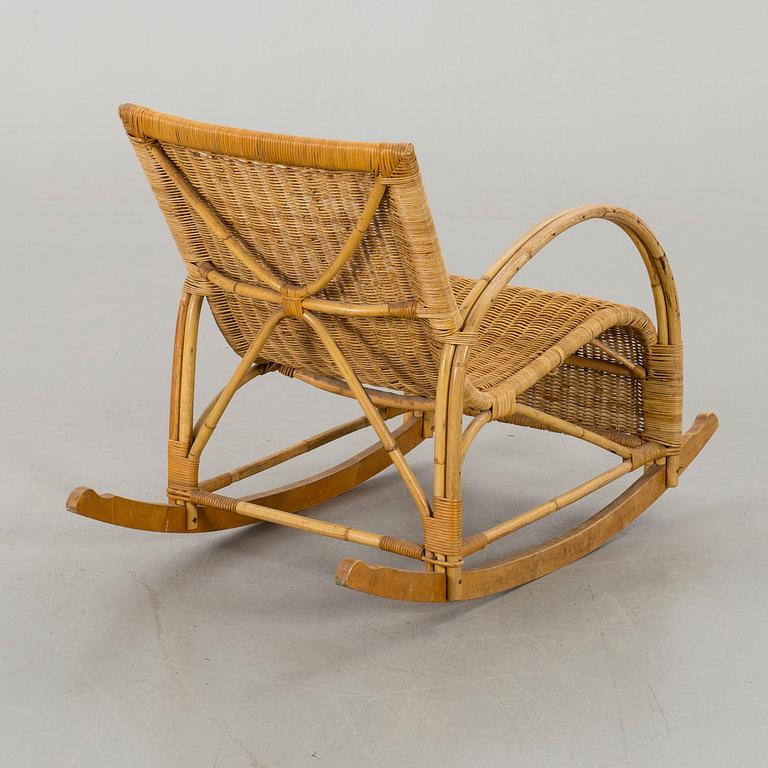 A ROCKING CHAIR, first half of 20th century.