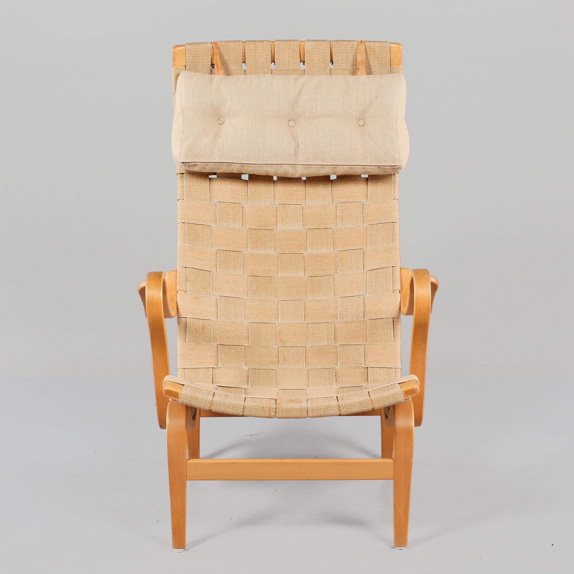 FÅTÖLJ, "Pernilla", Bruno Mathsson, 1900-talets andra hälft.