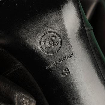 STÖVLAR, CHANEL, storlek 40.