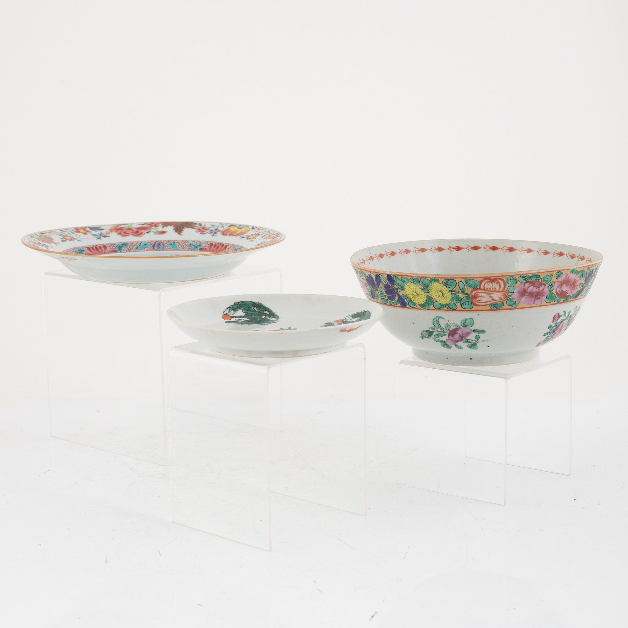 A Chinese bowl, two plates and three dishes, 18th century and later.