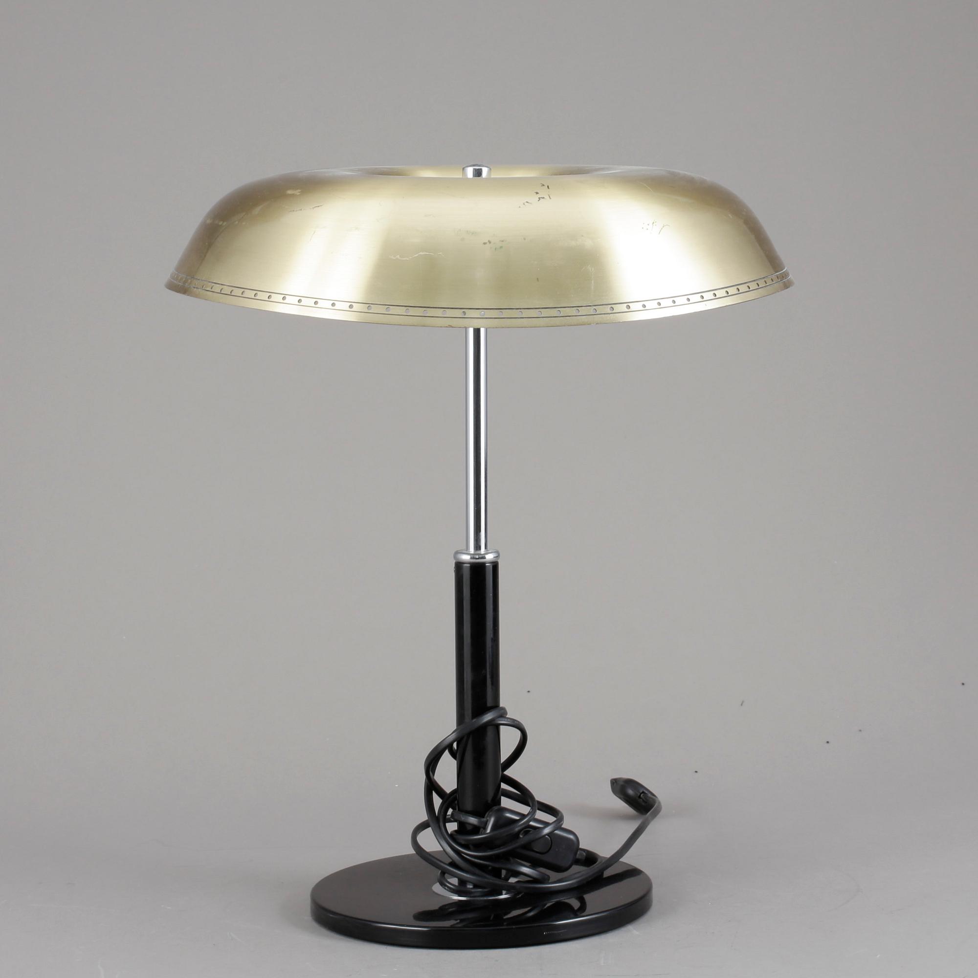 SKRIVBORDSLAMPA, 1900-talets andra hälft.