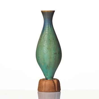 Wilhelm Kåge, a Farsta Spirea stoneware vase, Gustavsberg Studio 1957.