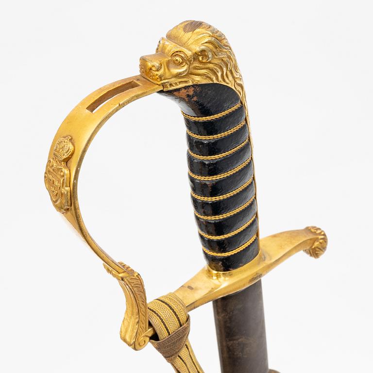 Sabel, svensk, m/1899 för officer, med balja.