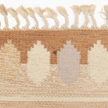 Ingegerd Silow, a flat weave carpet, signed IS, ca 245 x 165 cm.