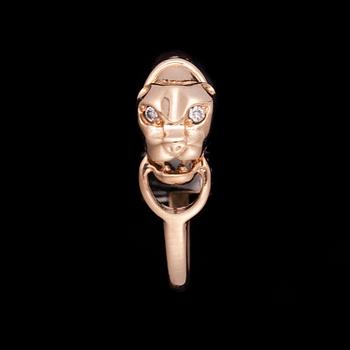 RING, 14K guld, små diamanter. Vikt 1,9 g.